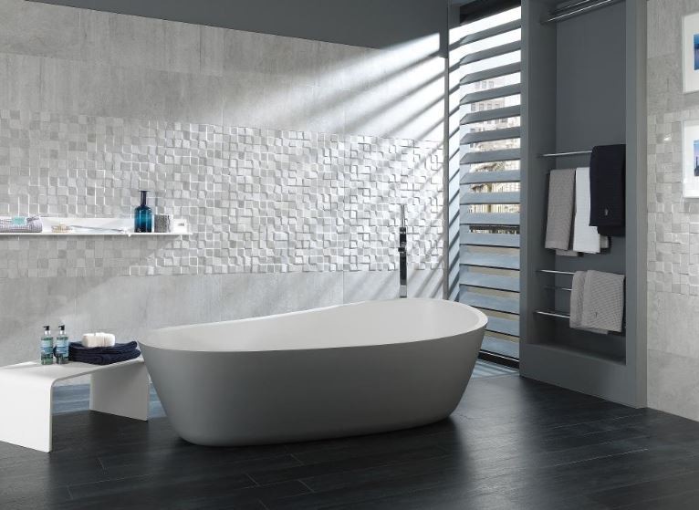Płytki imitujące szary beton Porcelanosa Rodano mosaico silver 33,3x100 43463