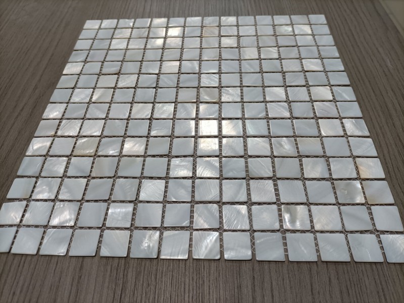 Mozaika z muszli bezowa perła Dell Arte Mozaika Seashell Light 30,5x30,5 166328