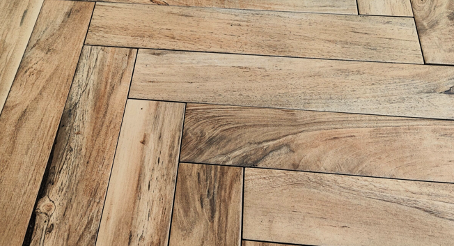 Płytka drewnopodobna jodełka Sherwood  Oak 45X7,5 173694