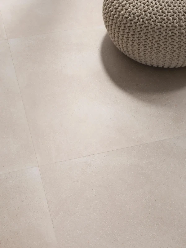 -Porcelanosa-Bottega-Caliza-120x120-Mat-Plytka-Scienna-Podlogowa-Gres.webp