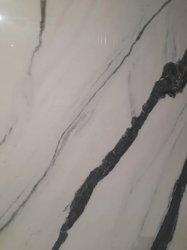 Panda-White-PAN-WH6-120-LP-Pole.  .webp