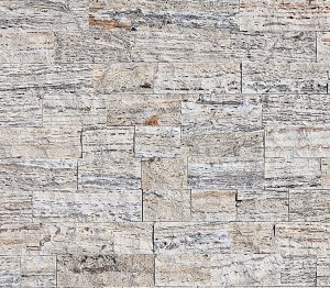 Braune Travertinfliese Alabastrino Rustic, gehauen, Höhe 7 cm
