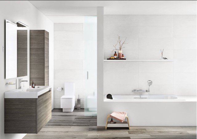 Płytki łazienkowe białe Roca Hotel Blanco Suite 30X90,2 63930