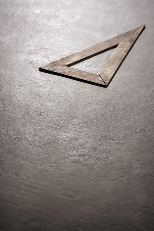 Płytki podłogowe brązowe imitujące beton Marazzi POWDER MUD MMWW 75X150 ag 18277