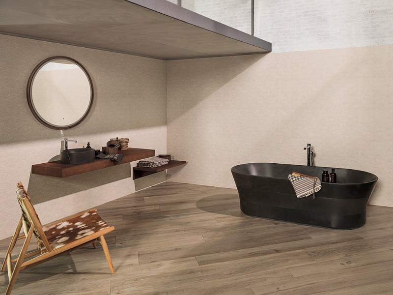 Dekor pod telewizor płytka jasno beżowa ze wzrorem jodełeczki Porcelanosa Capri Stone 45X120 15696