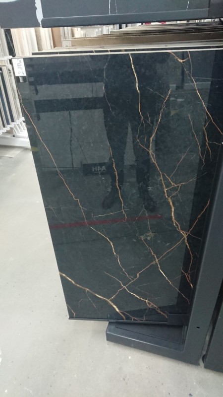 Płytka marmur czarny ze złotą żyłą Flaviker Supreme Evo Noir Laurent lux 60x120 anr 96001