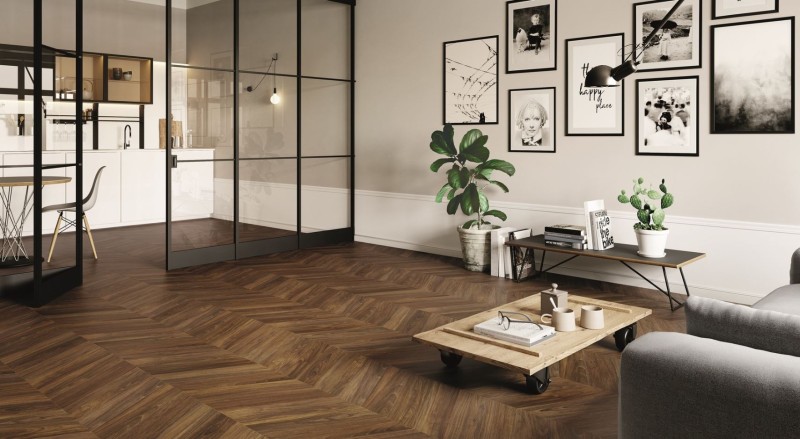 Gres drewno mohagon brąz drewno Emil Ceramiche Sleek Mohogany Nat. 15x90 57708